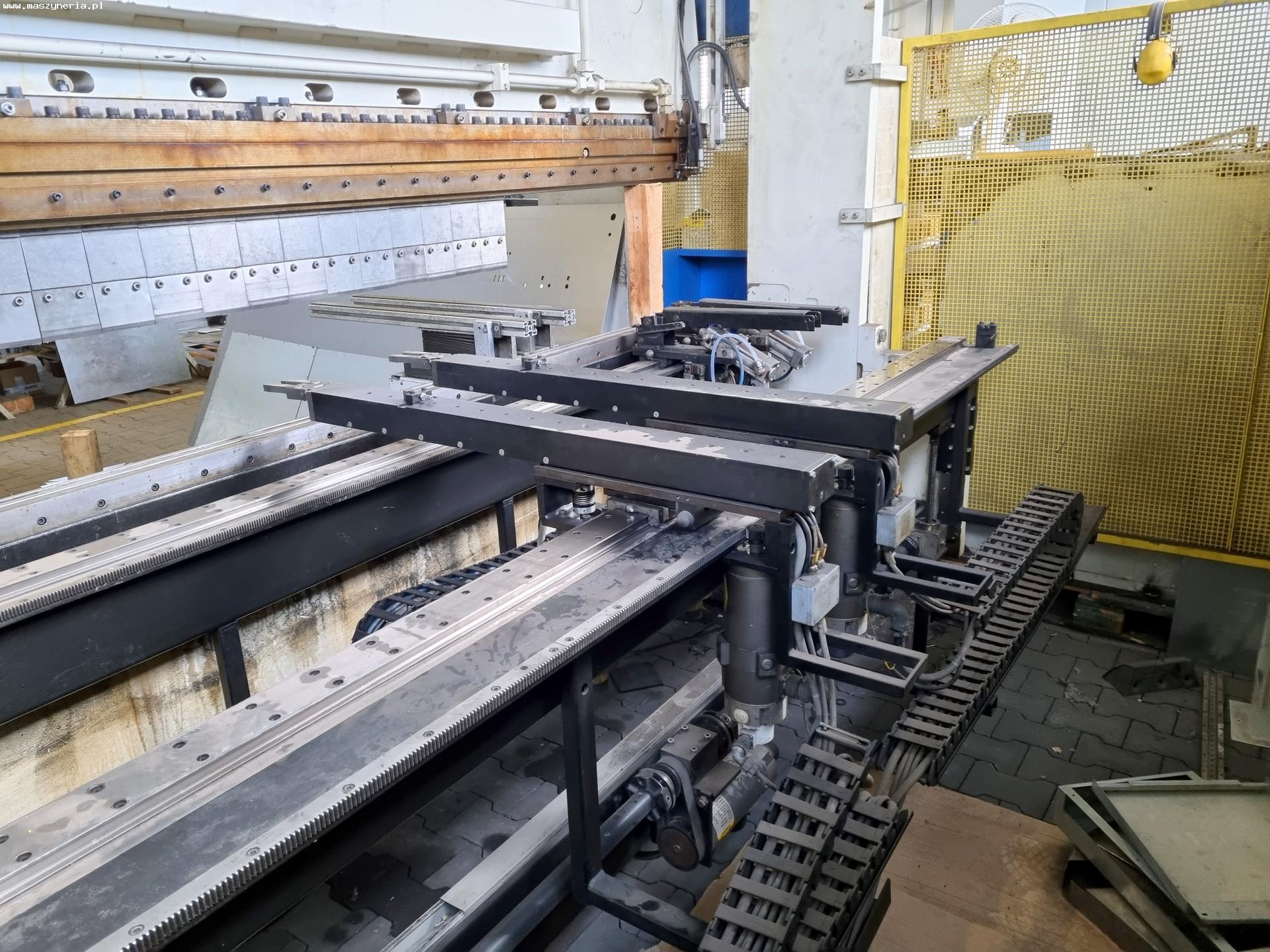 Pressa piegatrice HAMMERLE BM 200-3100 in vendita - foto 3